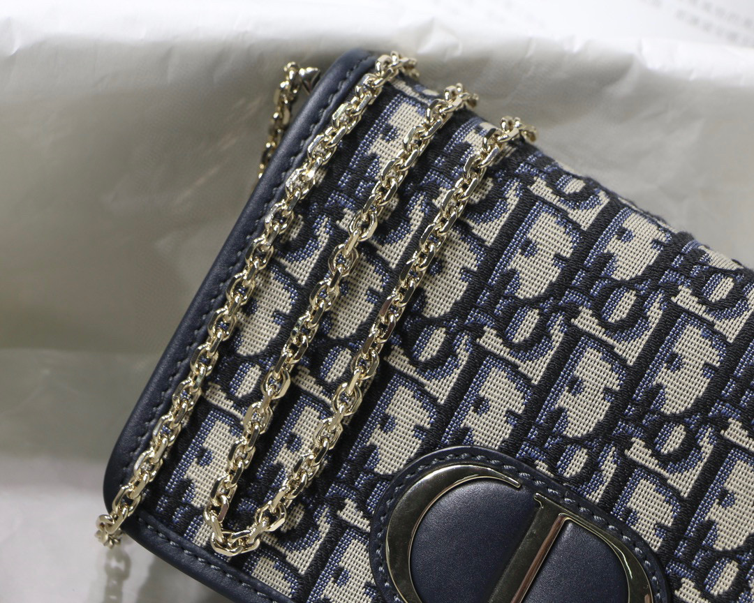 DIOR 30 Montaigne 2-in-1 pouch blue Oblique - Luxury Helsinki